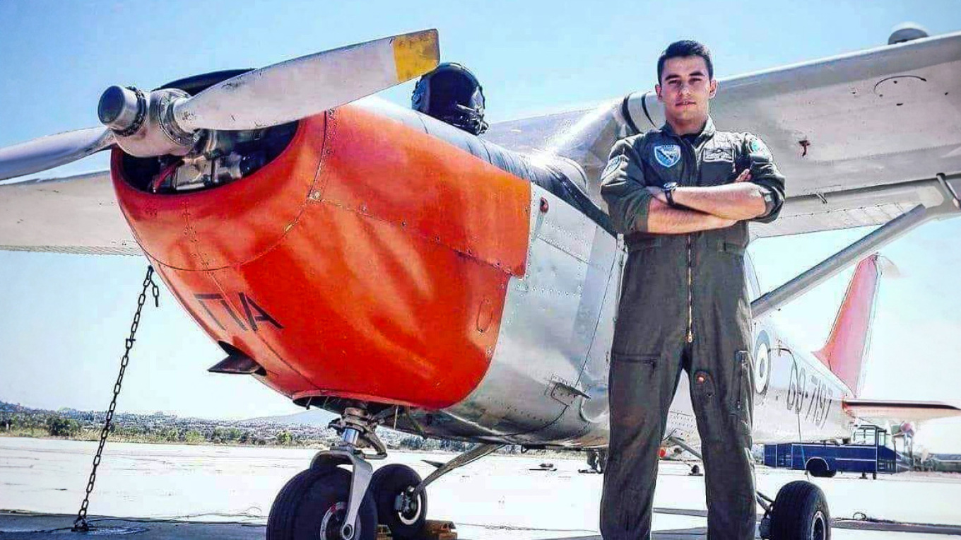 Ραγίζει καρδιές φίλη του ανθυποσμηναγού Στεφανίδη: Ήσουν το καλύτερο παιδί και τώρα έγινες αθάνατος