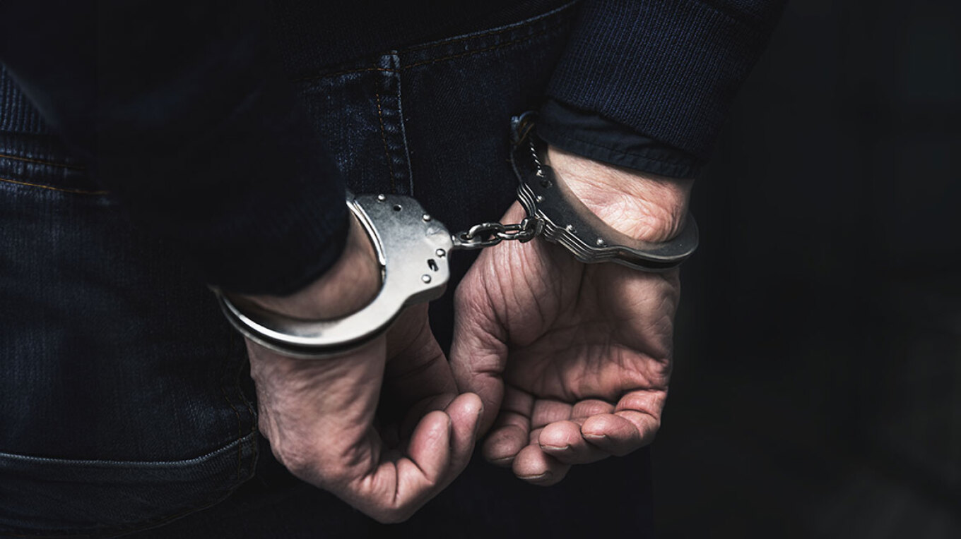 Προφυλακιστέος ο κομμωτής στα Βριλήσσια για τις κρυφές κάμερες στο μαγαζί και το σπίτι του