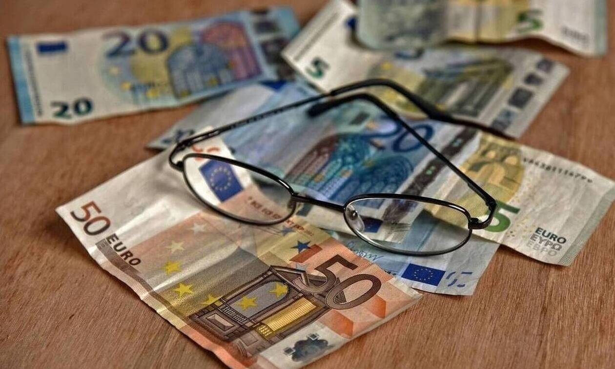 Όρια ηλικιακής συνταξιοδότησης: Ποιοι μπορούν να πάρουν φέτος πρόωρα σύνταξη από τα 55 έτη - Δείτε αναλυτικά παραδείγματα