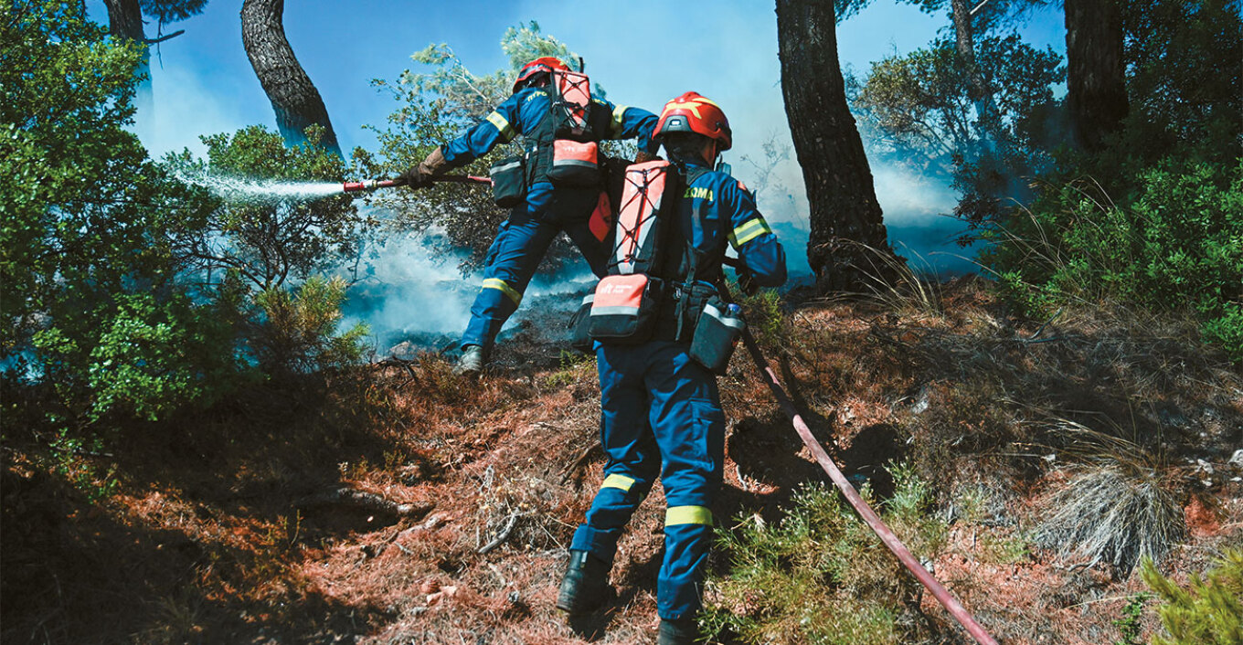  19.561 προσλήψεις στα σχολεία, στο ΕΣΥ και σε Στρατό, Αστυνομία, Πυροσβεστική και Λιμενικό