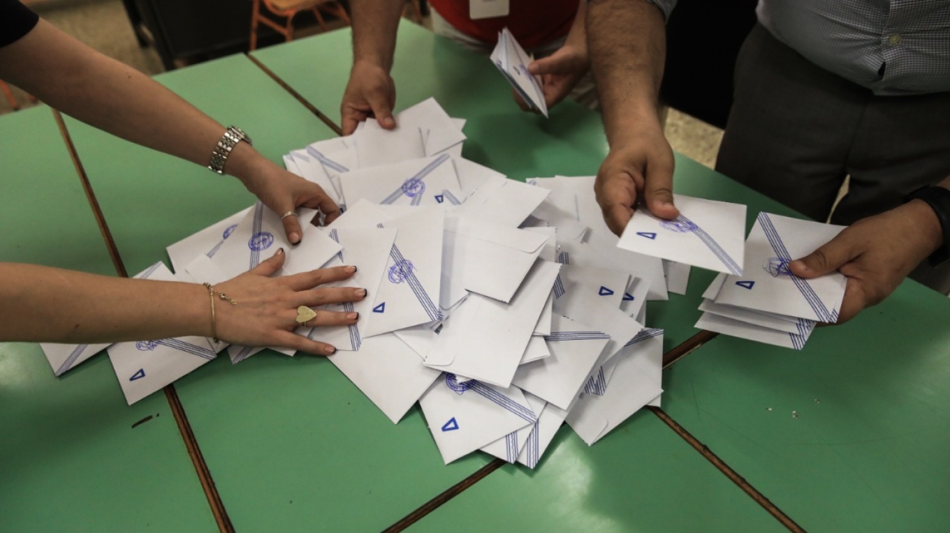 Αυτοδιοικητικές εκλογές: Οι 84 δήμαρχοι που εξελέγησαν στο δεύτερο γύρο και οι 70 δήμοι που άλλαξαν χέρια