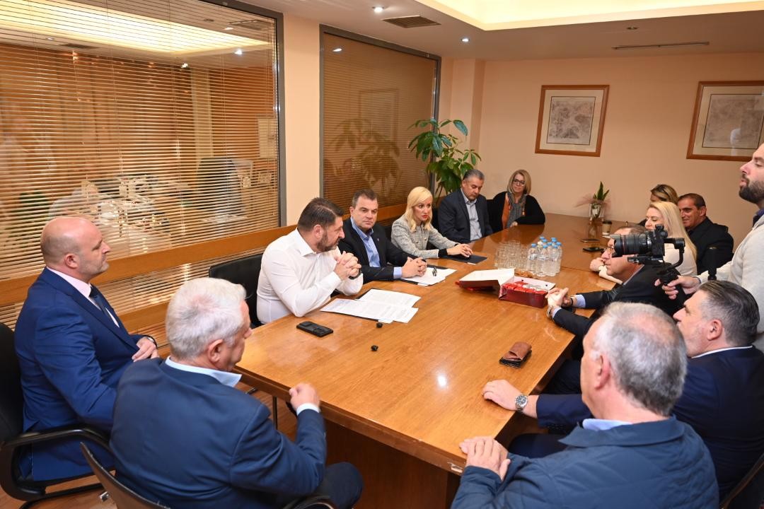Νίκος Χαρδαλιάς από Μαρκόπουλο: «Στόχος μας μια Αττική που σέβεται τον πολίτη και επενδύει στο μέλλον του»