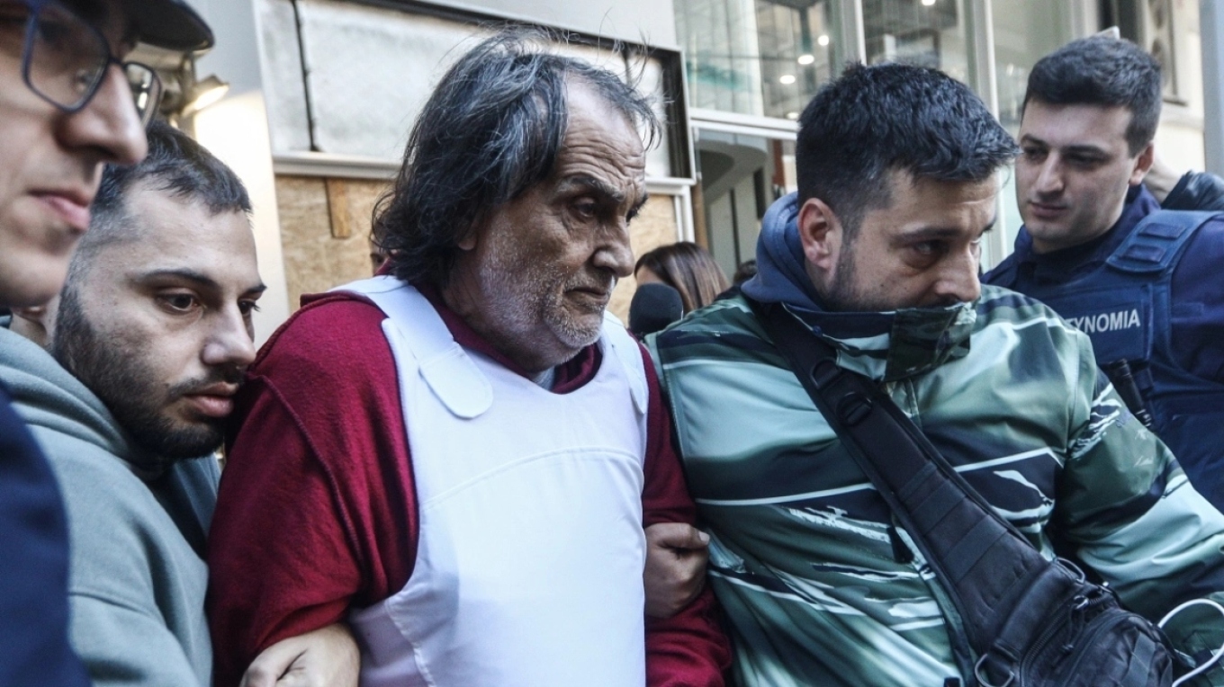 Προφυλακιστέος ο 71χρονος για την δολοφονία της 43χρονης Γεωργίας στη Σαλαμίνα