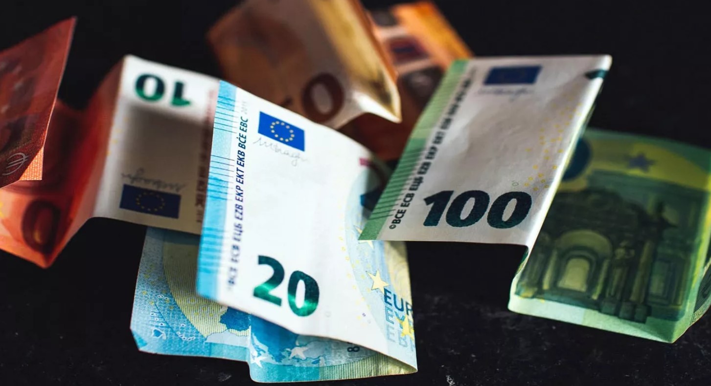 Σεπτέμβριος με βαριά πρόστιμα για οχήματα
