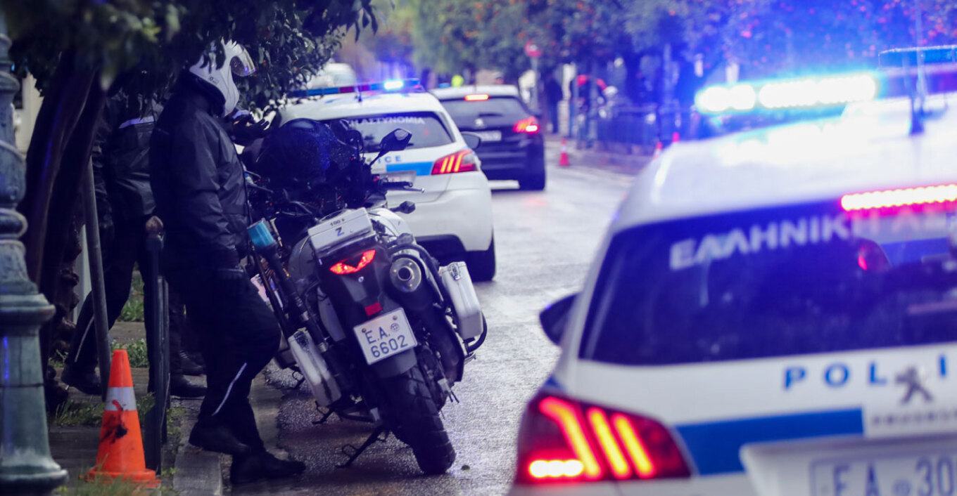 Τρεις συλλήψεις για διακίνηση ναρκωτικών στο κέντρο της Αθήνας και στη Δυτική Αττική