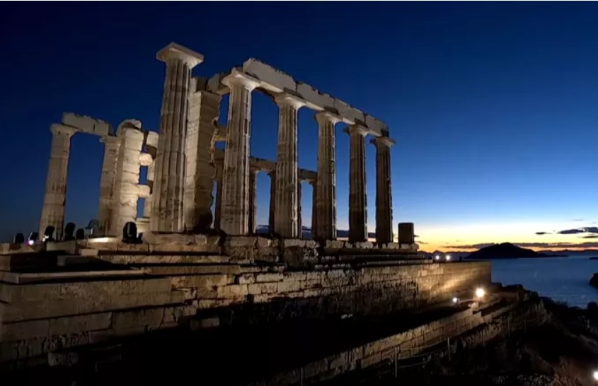 Καθηλωντικό Βίντεο από τη φωταγώγηση του Ναού του Ποσειδώνα στο Σούνιο