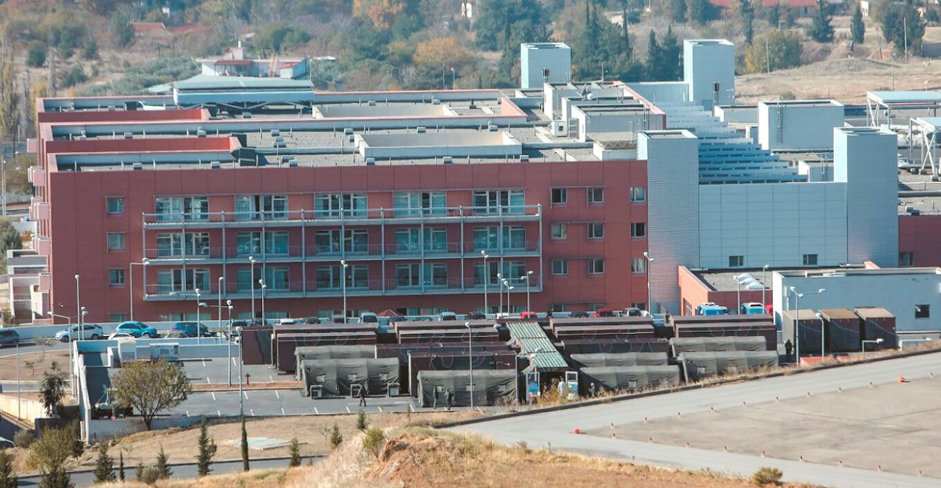 «Ξηλώνονται» η διοίκηση του 424 στρατιωτικού νοσοκομείου και οι επικεφαλής της διεύθυνσης υγειονομικού