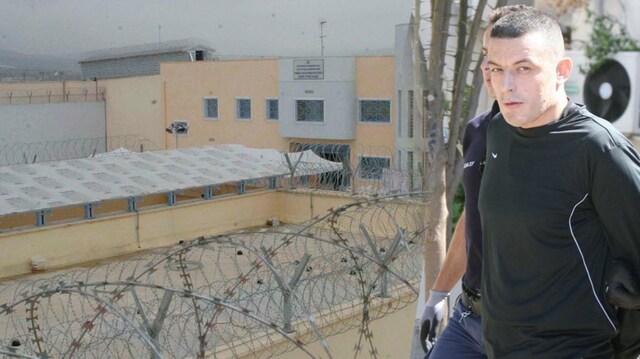 Δραπέτης κηρύχθηκε από τις Αρχές ο Αλκέτ Ριζάι - Εμπλέκεται στους πυροβολισμούς σε beach bar στην Ανάβυσσο