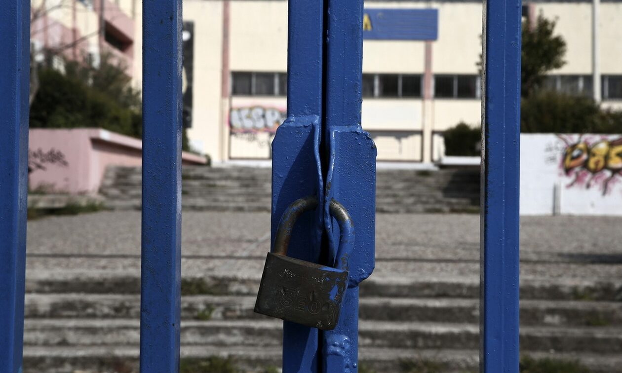 Πότε ανοίγουν τα σχολεία - Η ημερομηνία που επιστρέφουν οι μαθητές στα θρανία