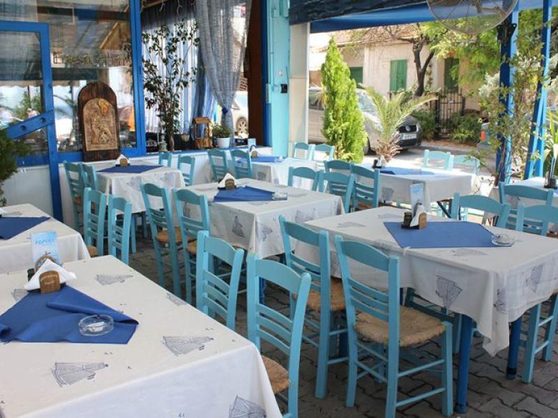 Υπάλληλος εστιατορίου αποκαλύπτει ποια φαγητά δεν πρέπει να τρώτε ποτέ