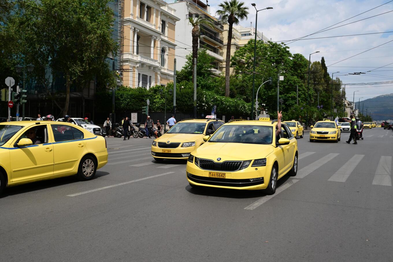 Απεργία ταξί στις 9 και 10 Σεπτεμβρίου: Χειρόφρενο για 48 ώρες τραβούν οι οδηγοί