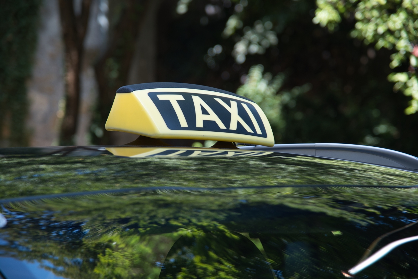 Εξιχνιάστηκαν 17 κλοπές από σπίτια στην Αττική - Οι διαρρήκτες χρησιμοποιούσαν ταξί για τις μετακινήσεις τους