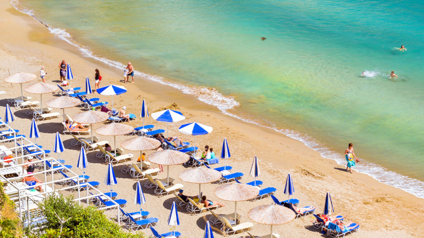 Από σήμερα οι αιτήσεις για το Τουρισμός για όλους: Τα κριτήρια, οι δικαιούχοι και οι επιδοτήσεις