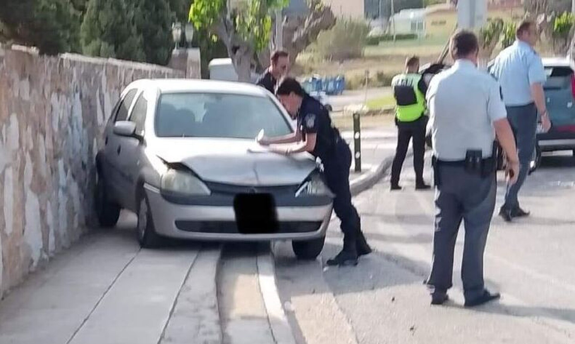 Ραφήνα: Αυτοκίνητο παρέσυρε και σκότωσε άνδρα