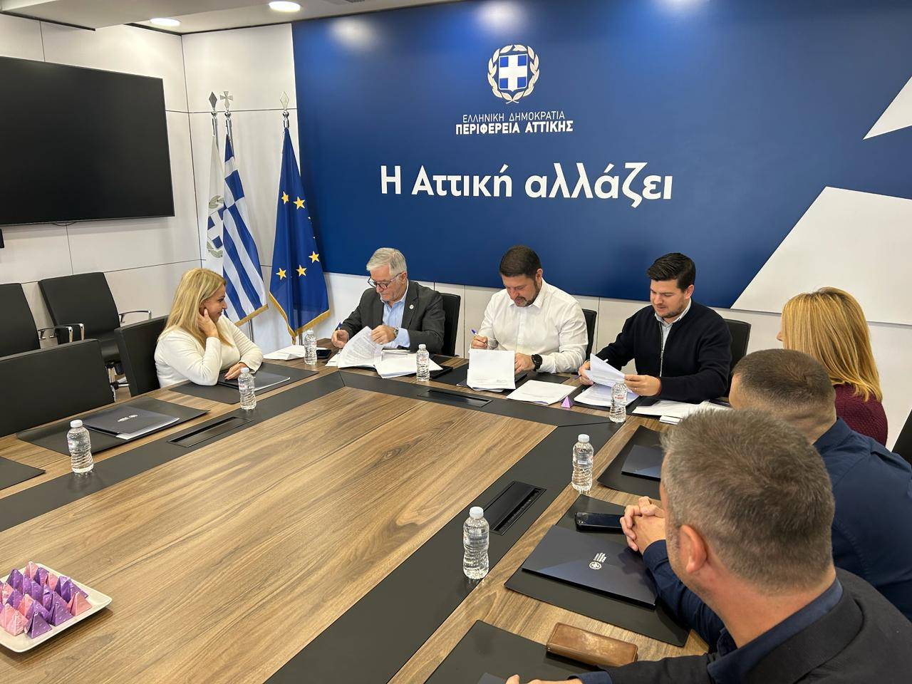 Δήμος Παιανίας: Προχωρά η ανακατασκευή της οδού προς το Σπήλαιο Κουτούκι- Υπεγράφη προγραμματική με την Περιφέρεια Αττικής