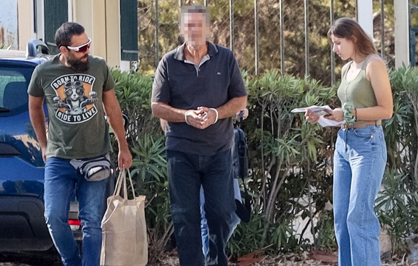 Βάρη: Προφυλακίστηκε ο 66χρονος για τις φωτιές - Κατηγορείται για 4 εμπρησμούς