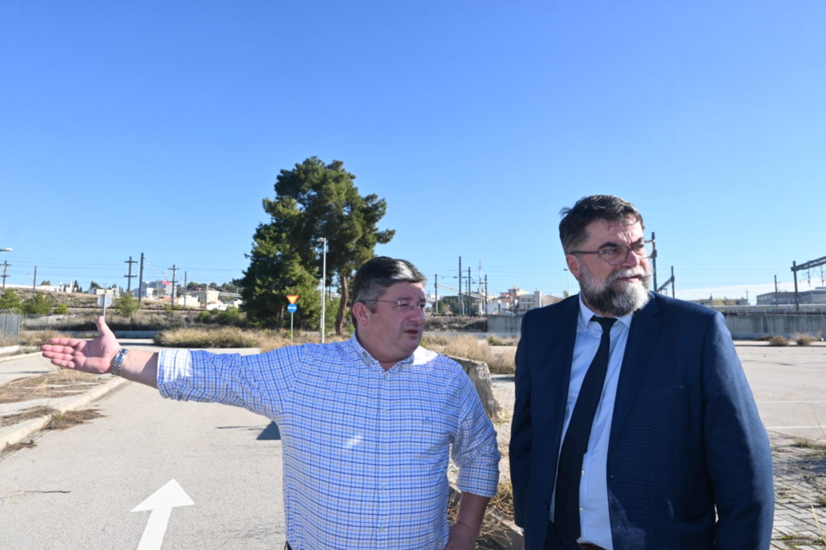 vrettos_oikonomoy_da516.jpg