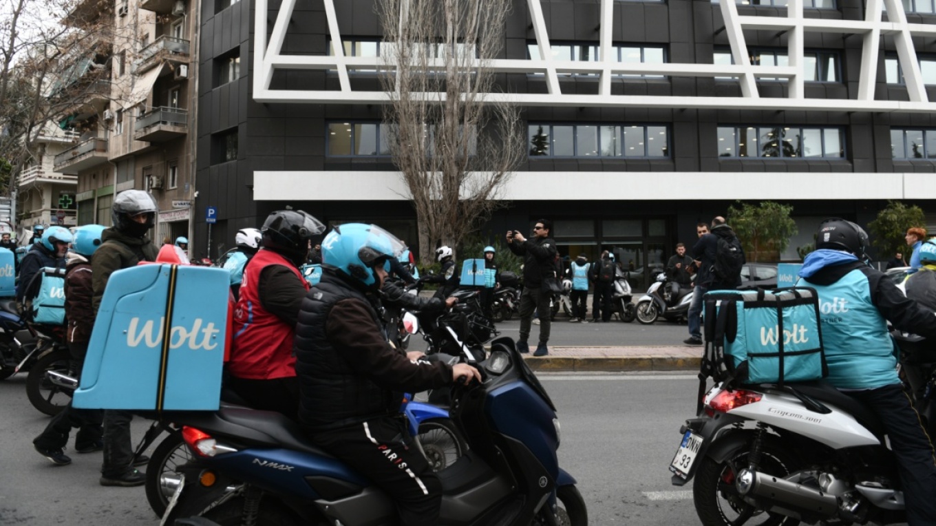 Απεργούν σήμερα οι διανομείς - Χωρίς ντελίβερι και το Σάββατο