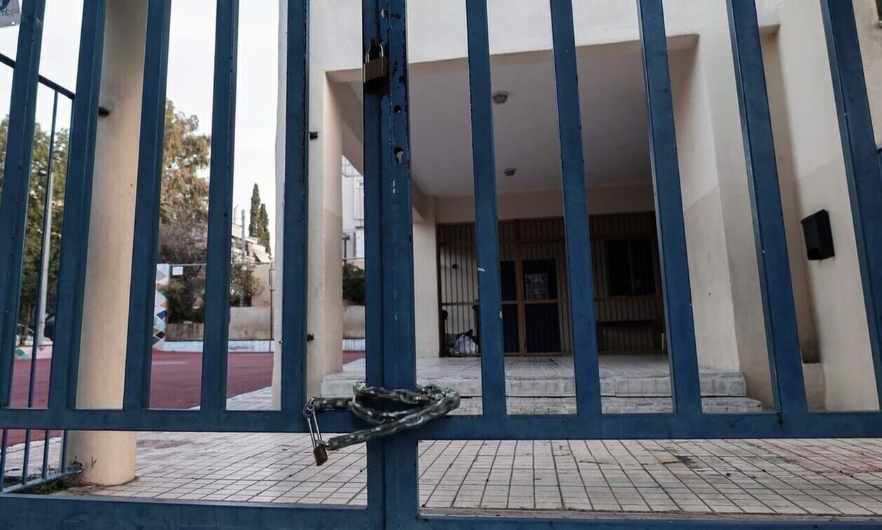 Ανήλικοι επιχείρησαν να διαρρήξουν σχολική αίθουσα - Ναρκωτικά είχε πάνω του ο ένας