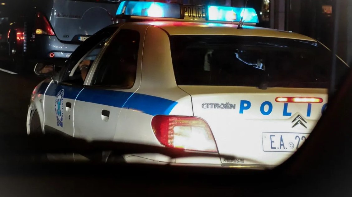 Διάλογοι “βόμβα” αστυνομικών με μαφιόζους και νονούς της νύχτας – Πώς έκαναν τα στραβά μάτια – Άμεση παρέμβαση Θεοδωρικάκου