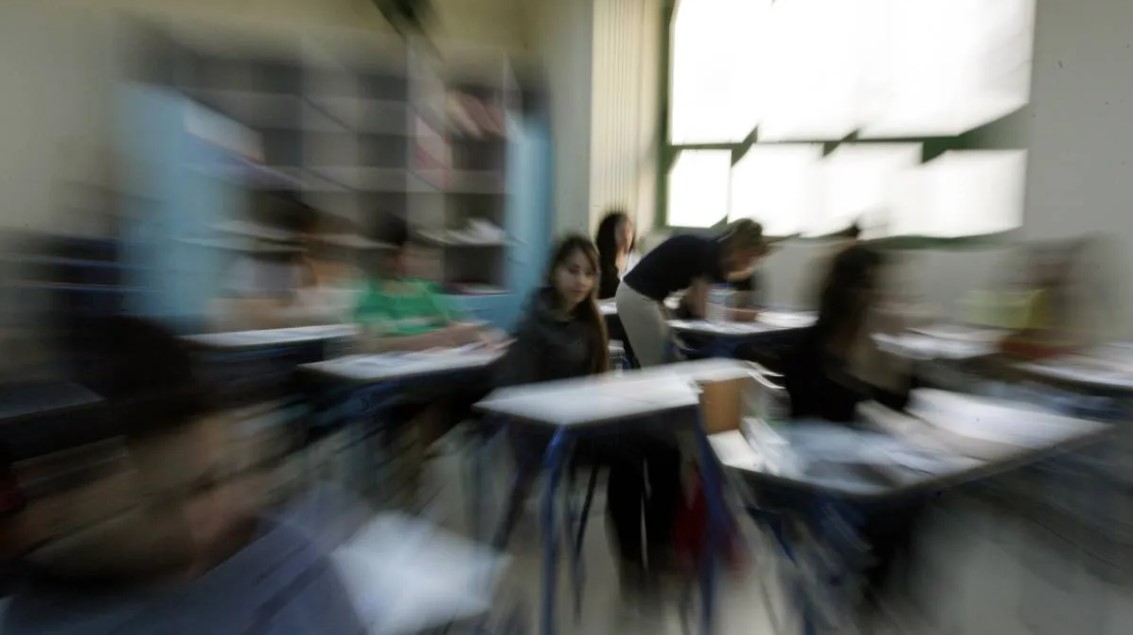 Πώς λειτουργούν ανήμερα των τριών Ιεραρχών σχολεία και φροντιστήρια - Η εγκύκλιος του υπουργείου Παιδείας